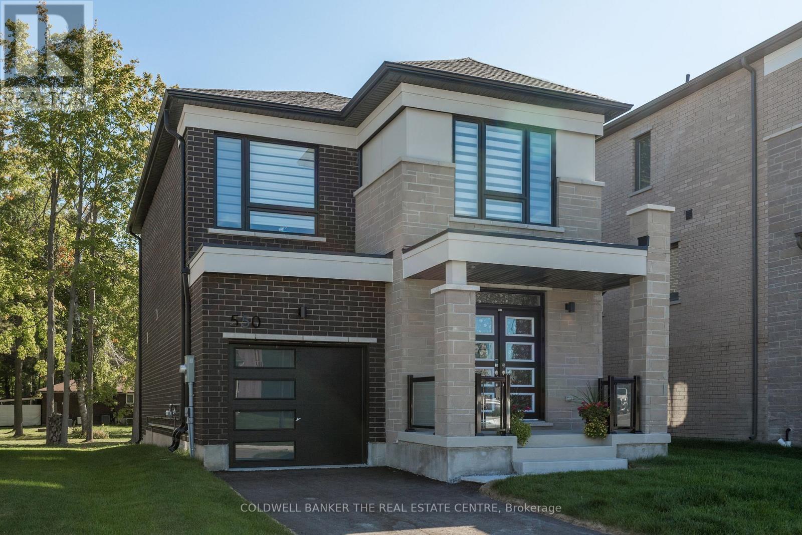 550 Mika St, Innisfil, ON L9S 0S3