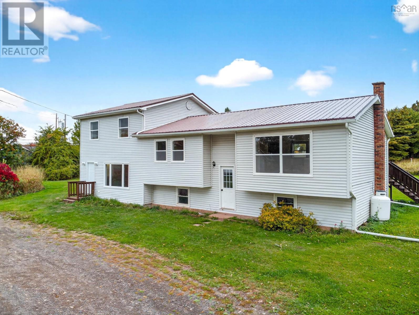 2447 Highway 376, Pictou, NS B0K 1H0