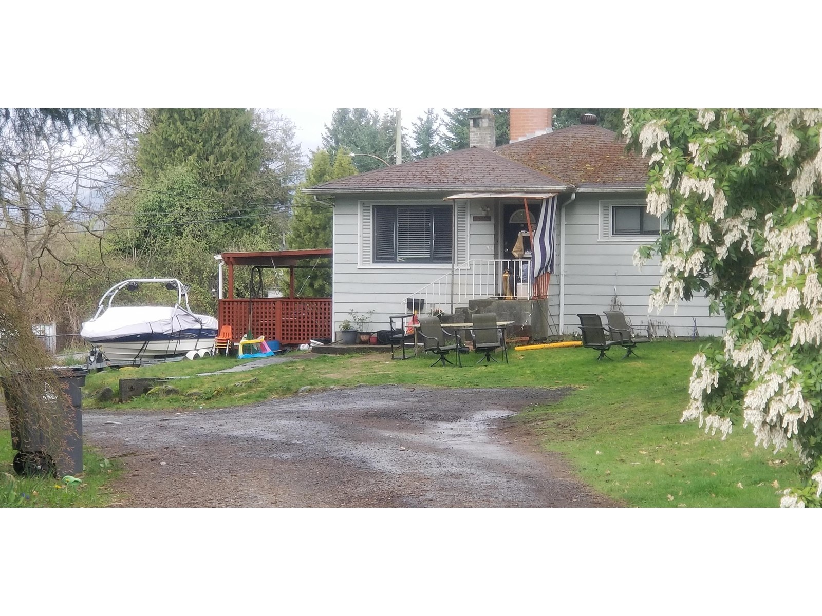 13803 Brentwood Cres, Surrey, BC V3R 5L7