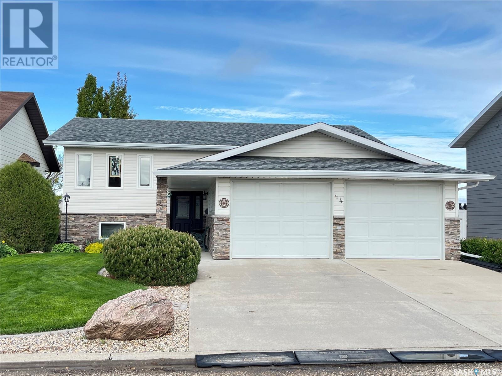 44 Harrigan Cres, Maple Creek, SK S0N 1N0