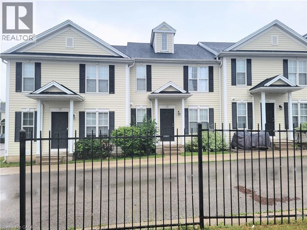 600 Sarnia Road Unit 18, London, ON N6G 5N4