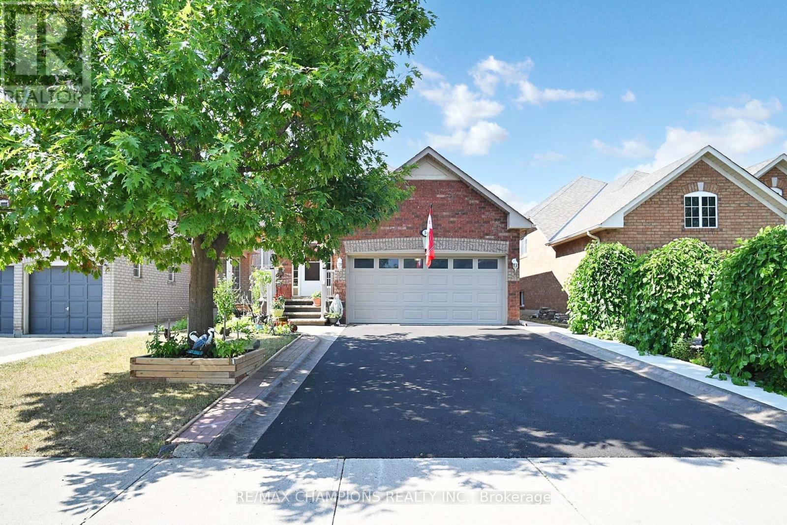 36 Baybrook Rd, Brampton, ON L7A 1M1