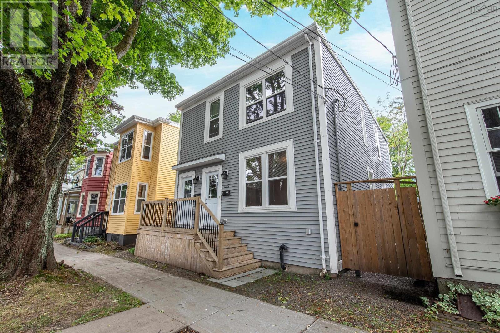 6021 Charles St, Halifax, NS B3K 1K9