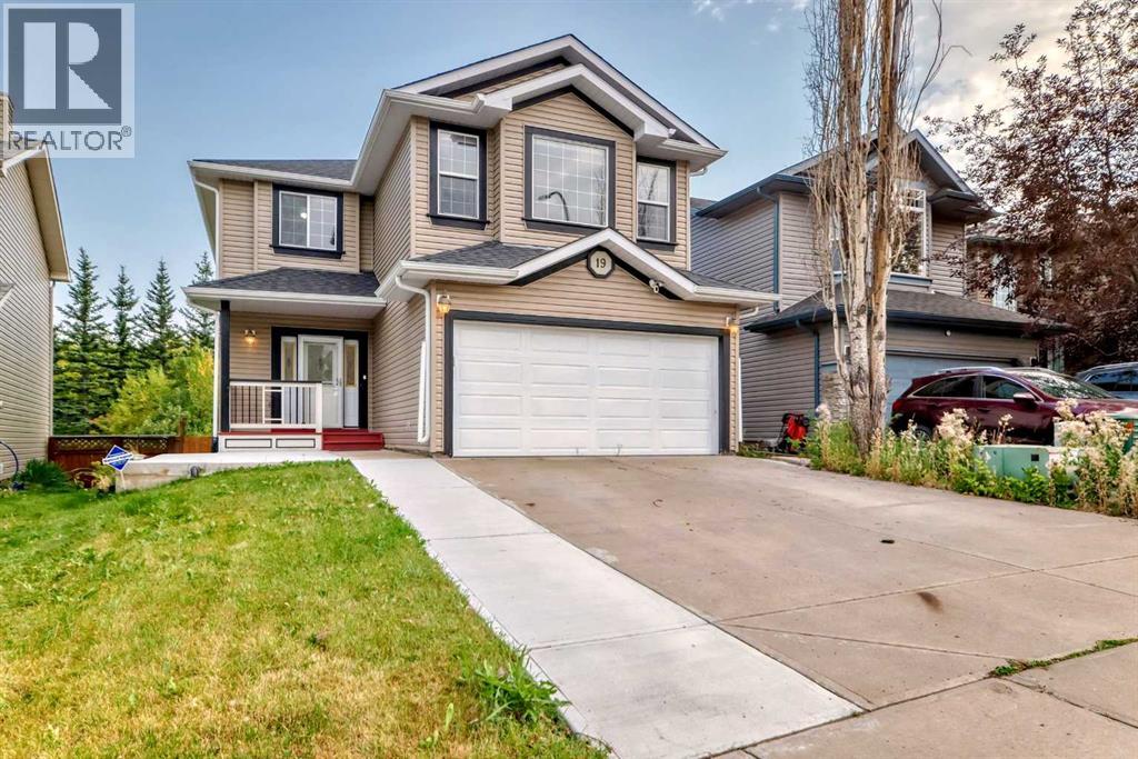 19 Bridlewood Rd SW, Calgary, AB T2Y 3P9