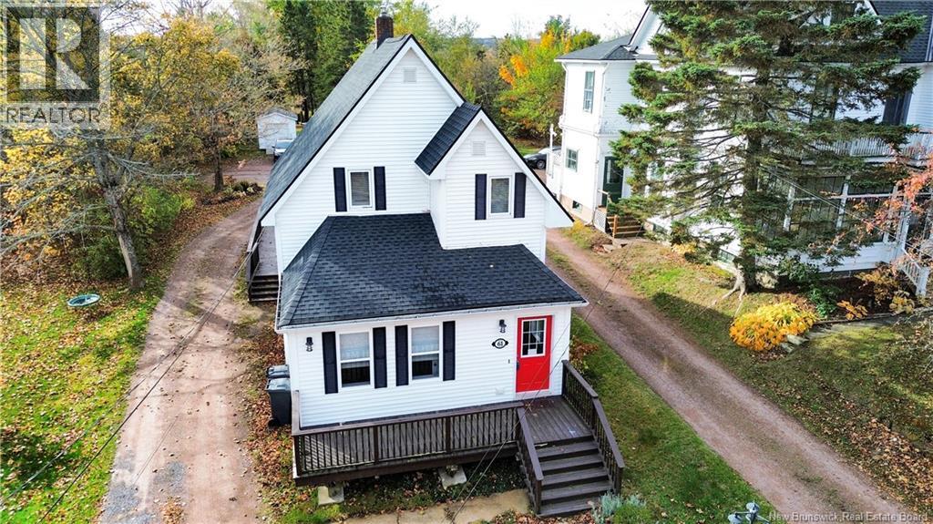 61 Bridge St, Sackville, NB E4L 3N8