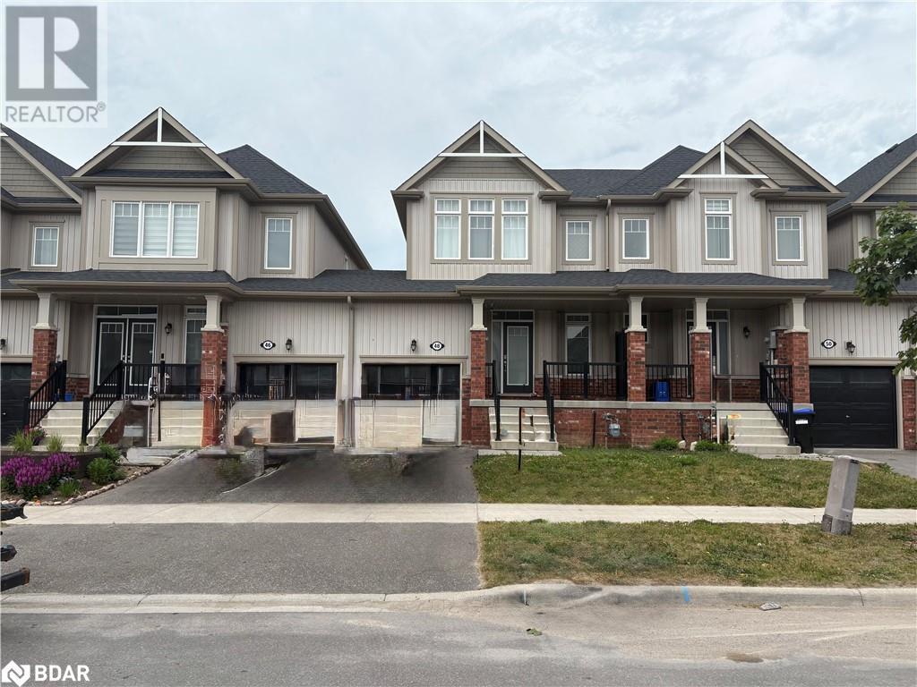48 Portland St, Collingwood, ON L9Y 0W9