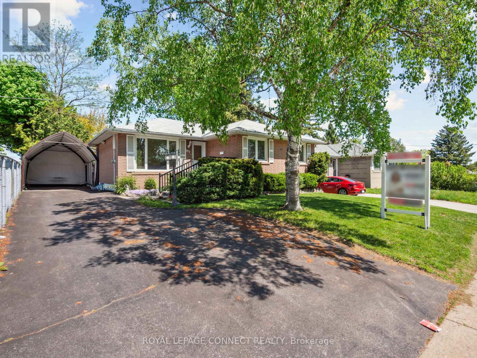 197 Cherrywood Dr, Newmarket, ON L3Y 2X9