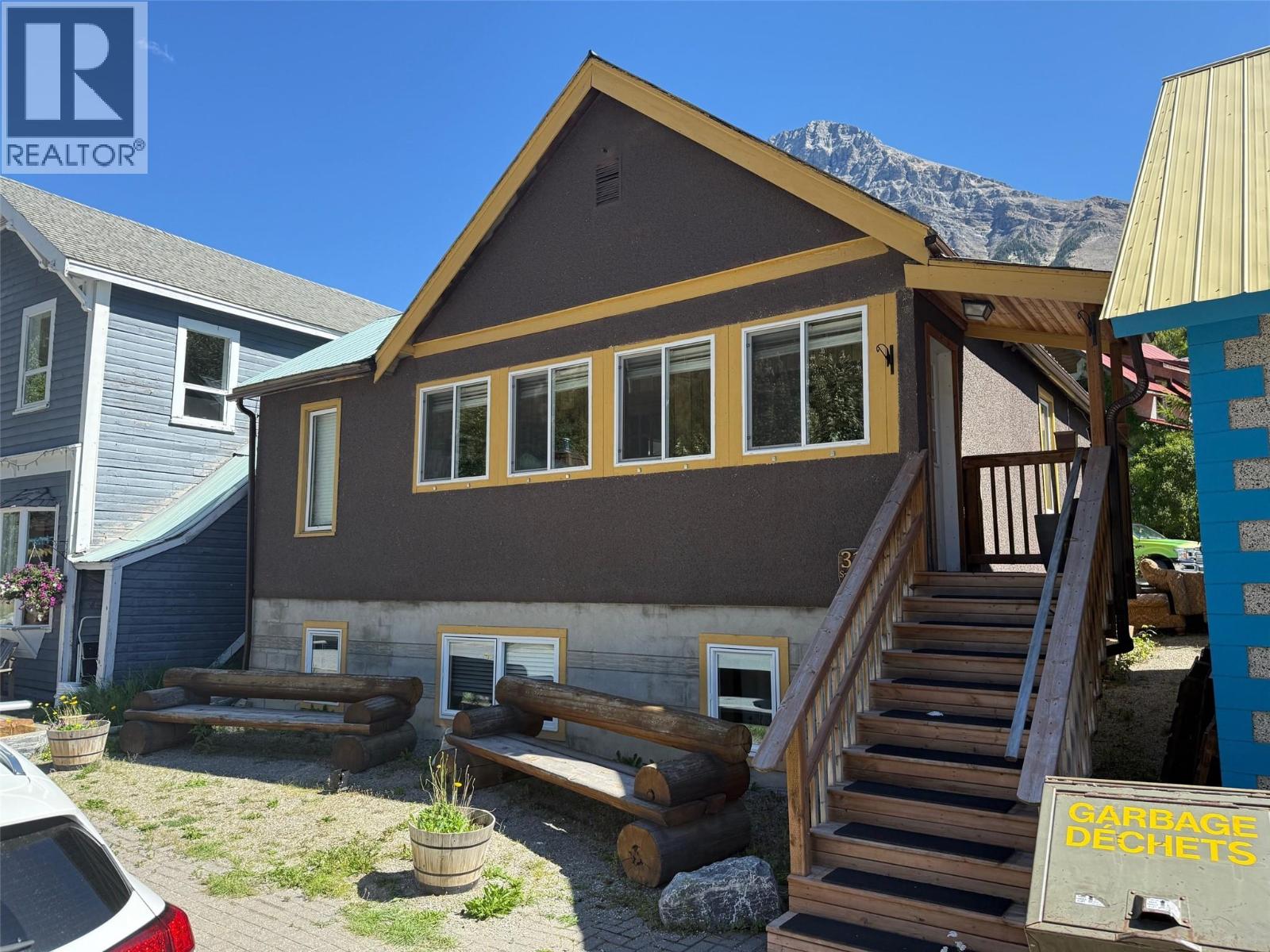 316 Stephen Ave, Field, BC V0A 1G0