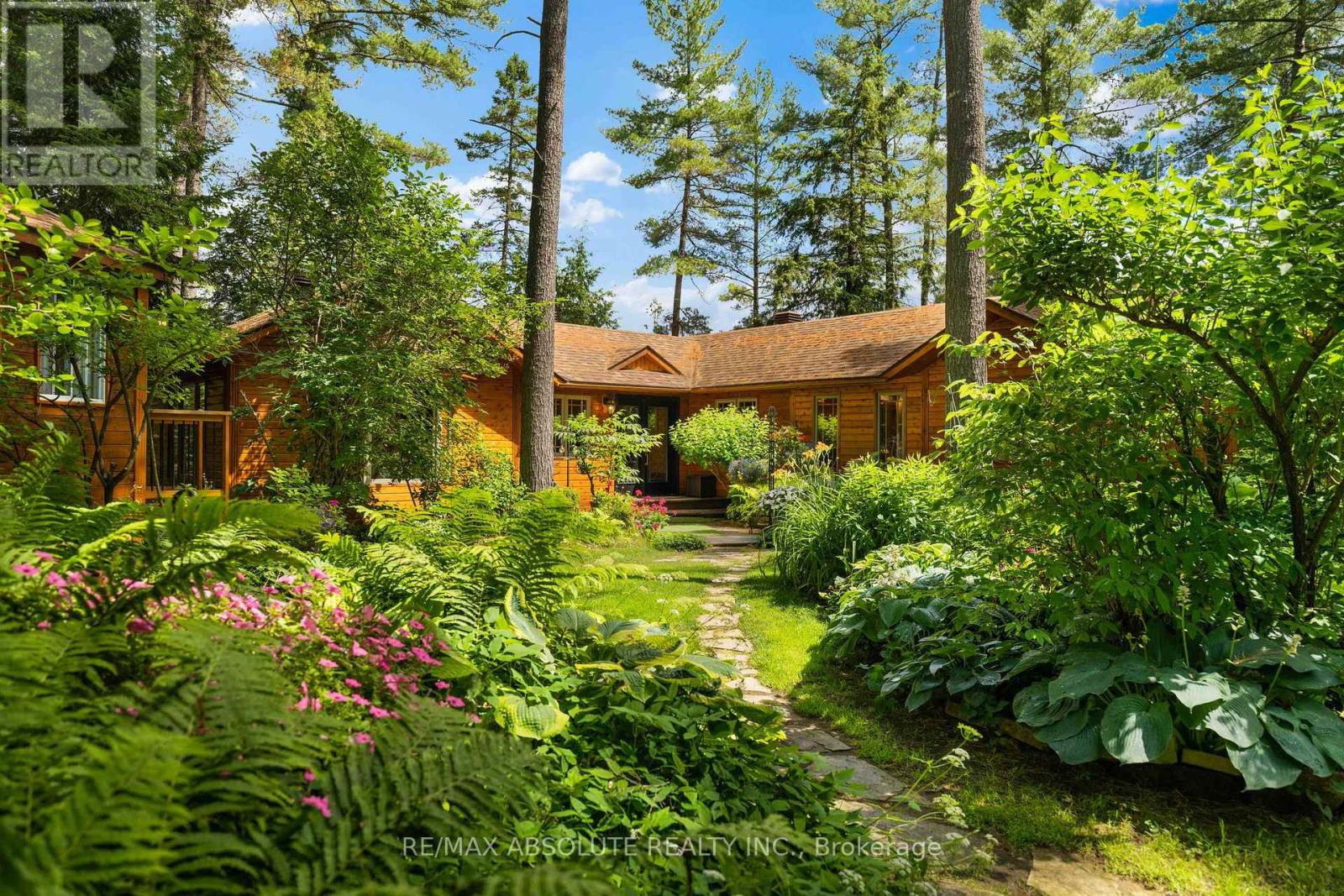 1384 C Centennial Lake Rd, Greater Madawaska, ON K0J 1N0