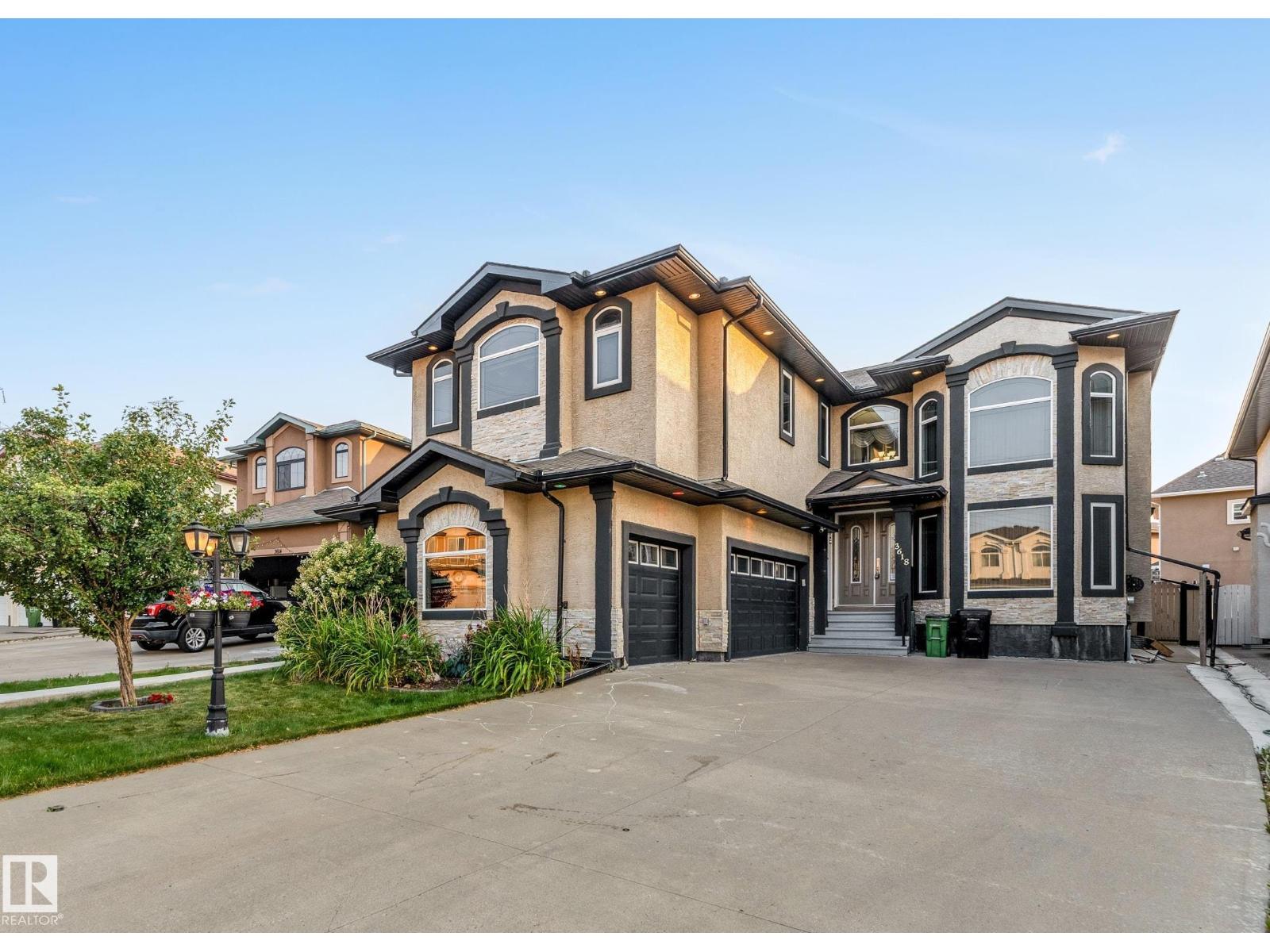 28 St Nw Unit 3618 #a, Edmonton, AB T6T 1N4