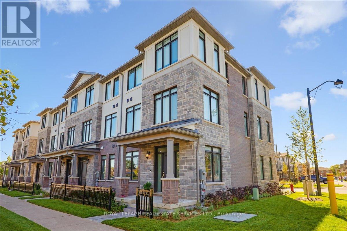 2180 Postmaster Dr, Oakville Wm Westmount, ON L6M 5T1