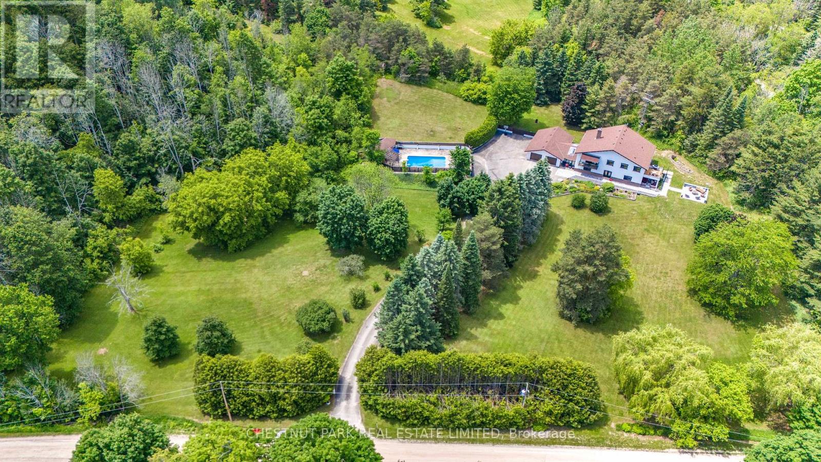 12 Goulding Ln, Mono, ON L9W 6H2