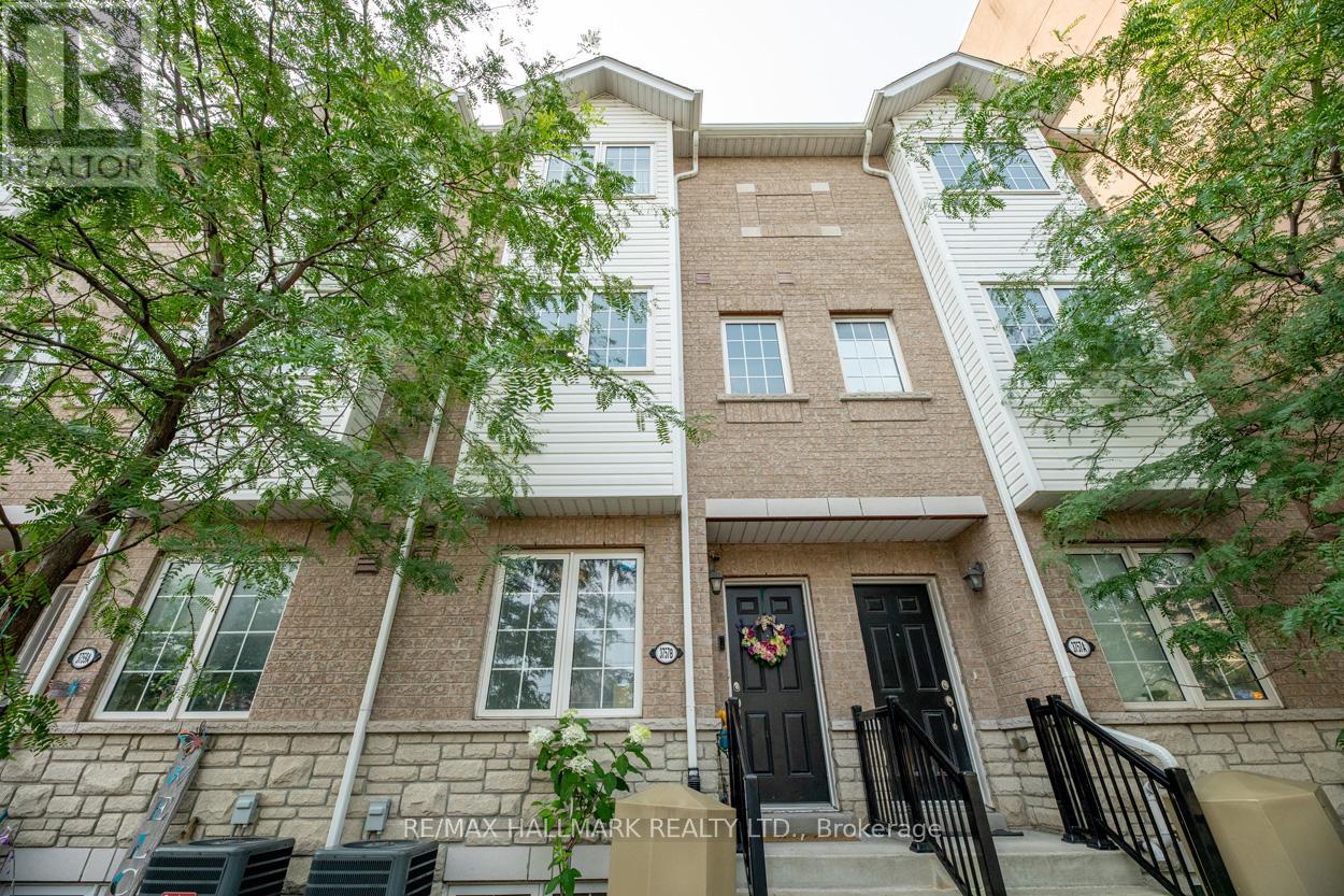 3757 B St Clair Ave E, Toronto, ON M1M 0C8