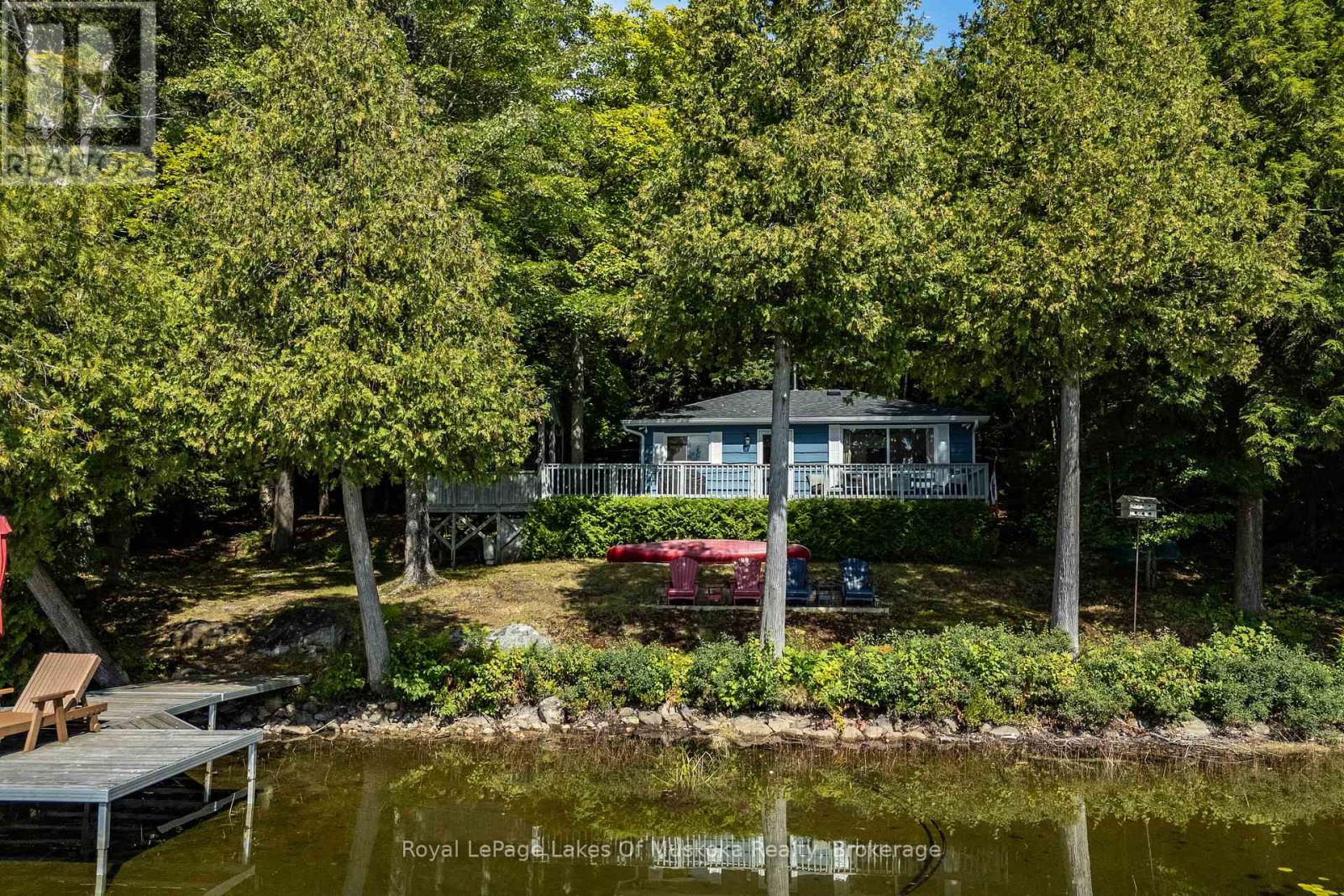 1020 Grandview Dr, Lake of Bays, ON P0B 1A0