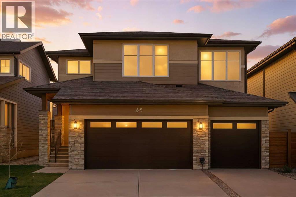 65 Rowmont Link NW, Calgary, AB T3L 0J3