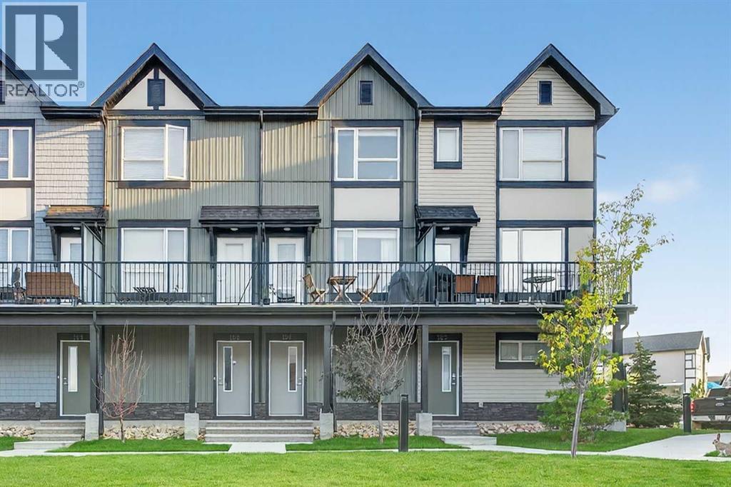 16 Evanscrest Park Nw Unit 104, Calgary, AB T3P 1R3