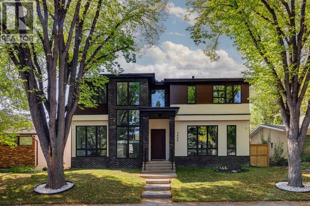 3444 Lane Cres SW, Calgary, AB T3E 5X2
