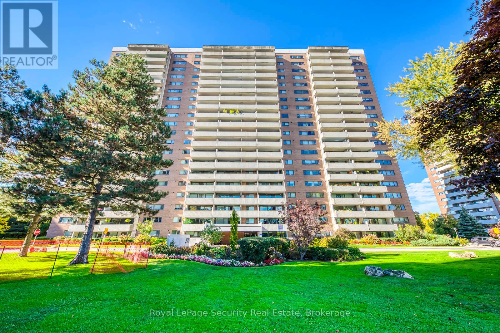 2005 260 Scarlett Rd, Toronto, ON M6N 4X6