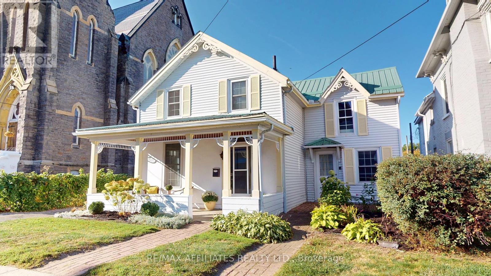 14 William St, Brockville, ON K6V 4V2