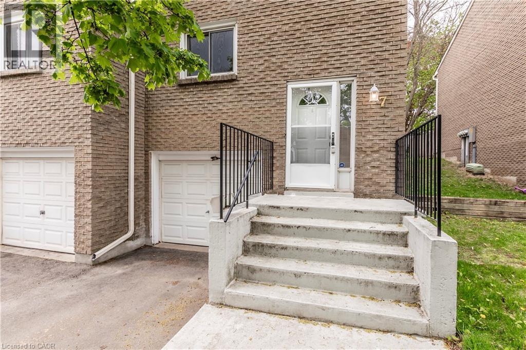 121 Morgan Avenue Unit 7, Kitchener, ON N2A 2M4