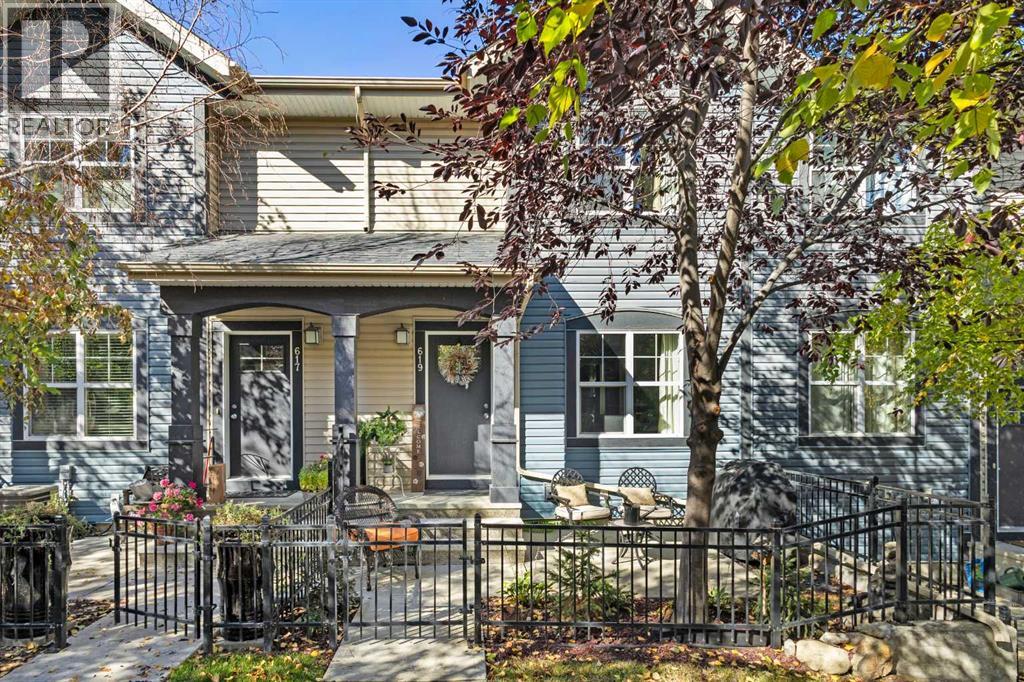 619 Mckenzie Towne Sq SE, Calgary, AB T2Z 1E4