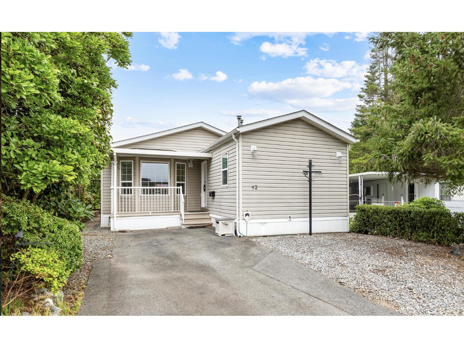 1840 160 Street Unit 42, Surrey, BC V4A 4X4
