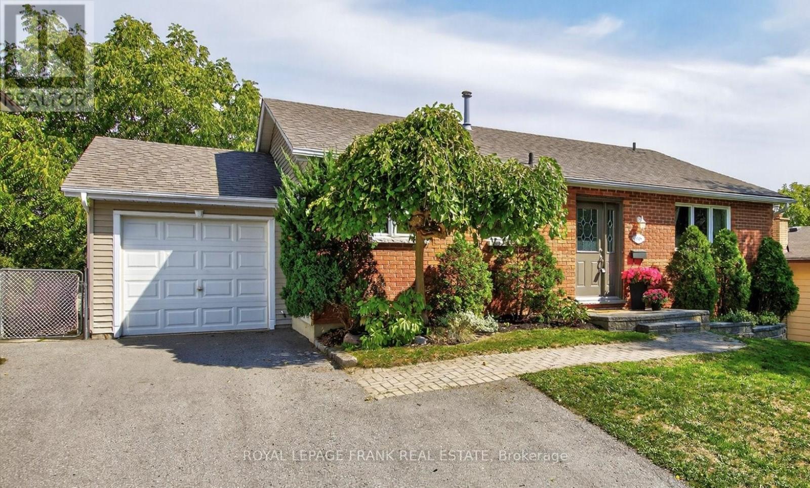 948 Golfview Rd Ward 1 Rd, Peterborough, ON K9J 7W4