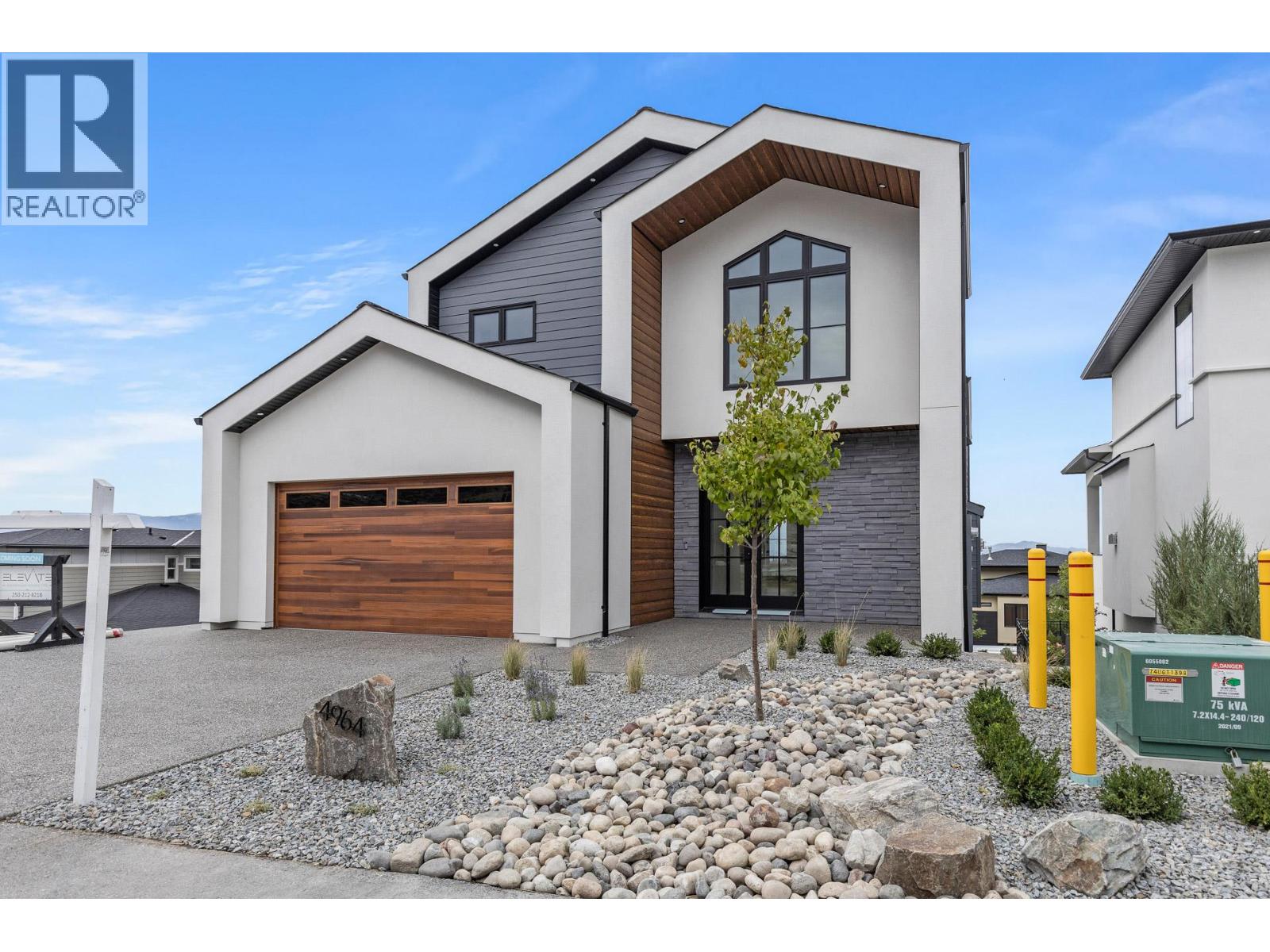 4964 Bucktail Ln, Kelowna, BC V1W 5L3