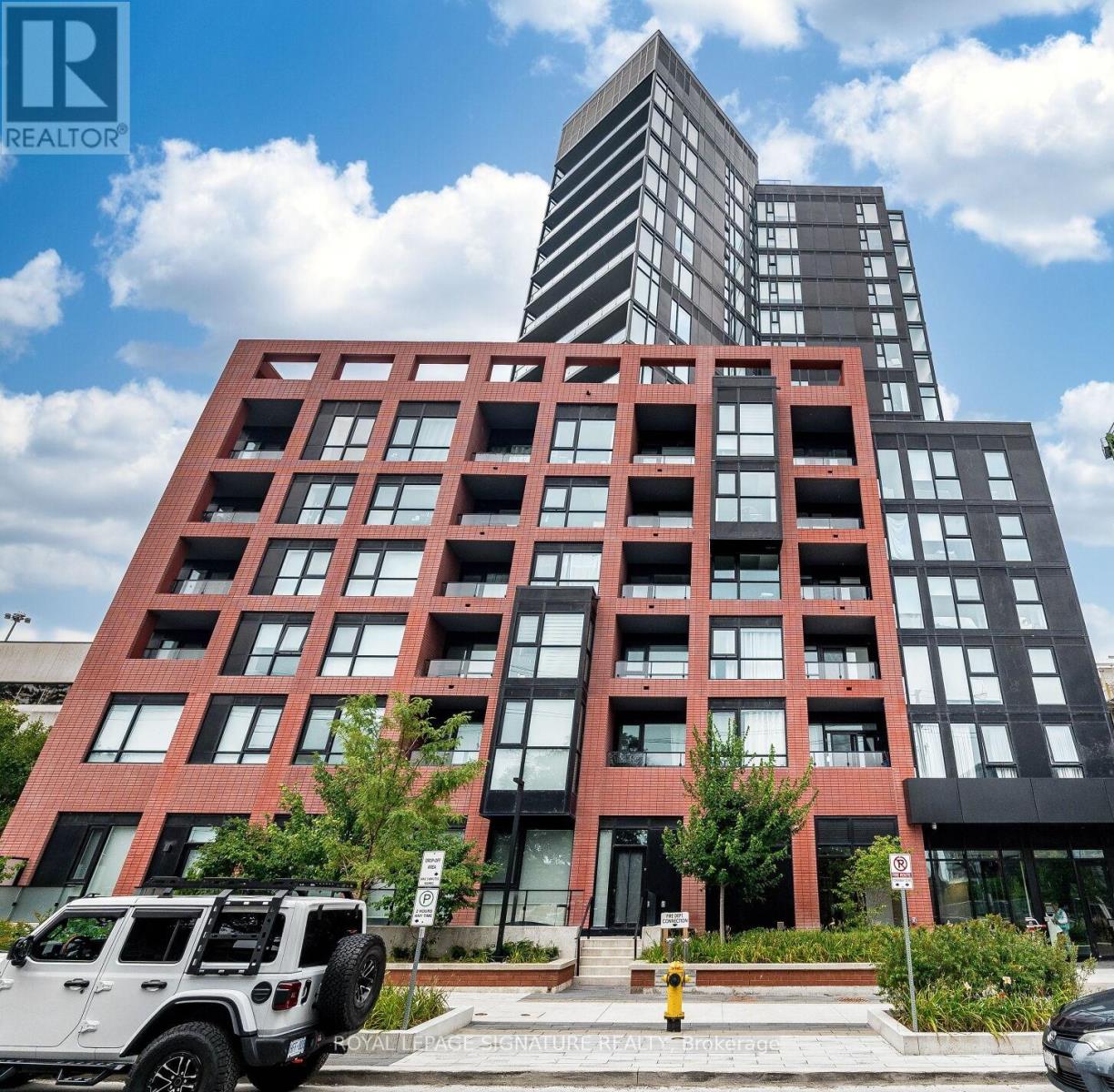 525 8 Tippett Rd, Toronto, ON M3H 0E7
