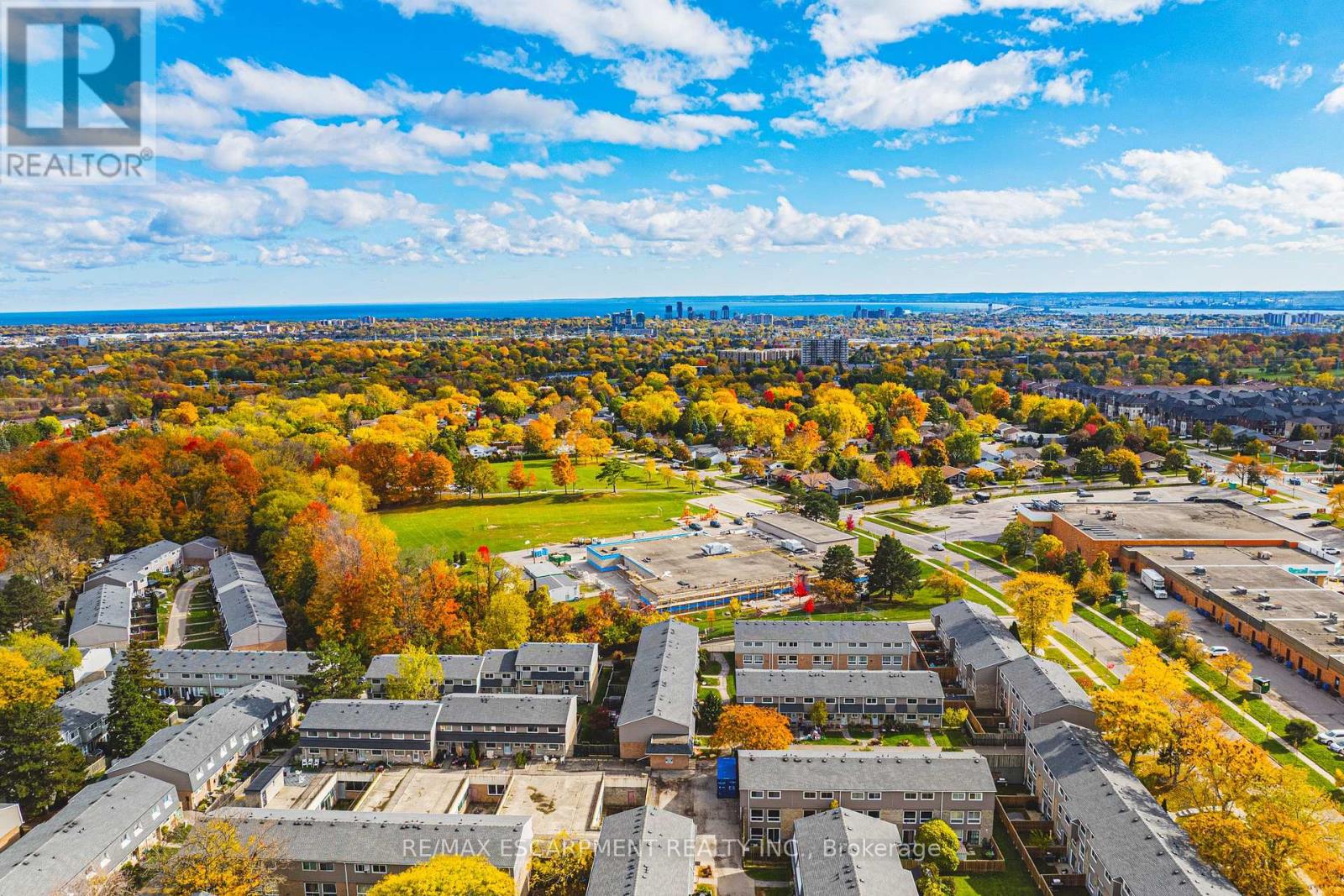 1206 2055 Upper Middle Rd, Burlington, ON L7P 3P4