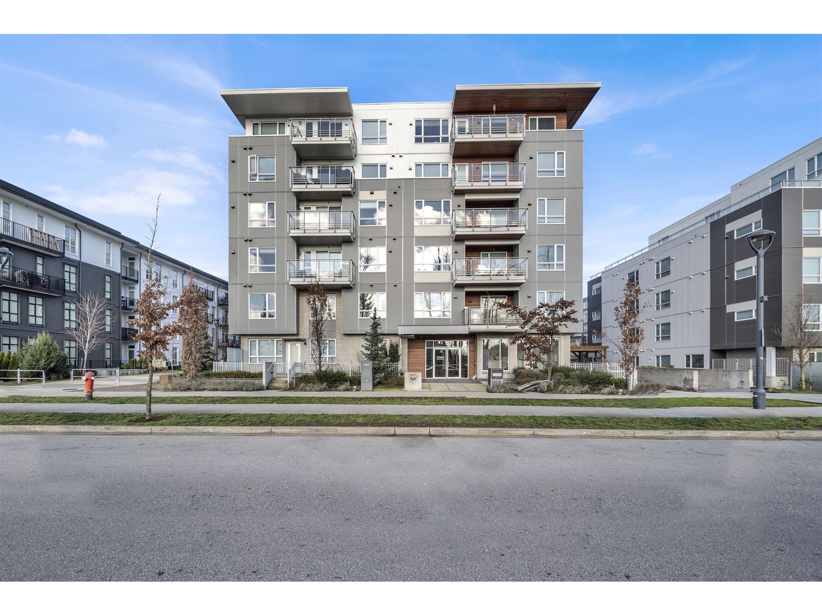 13963 105 Boulevard Unit 115, Surrey, BC V3T 0M9