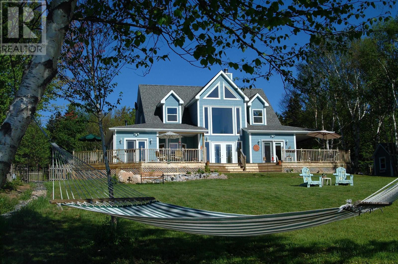 45227 Cabot Trail Hwy, North Shore, NS B0C 1H0
