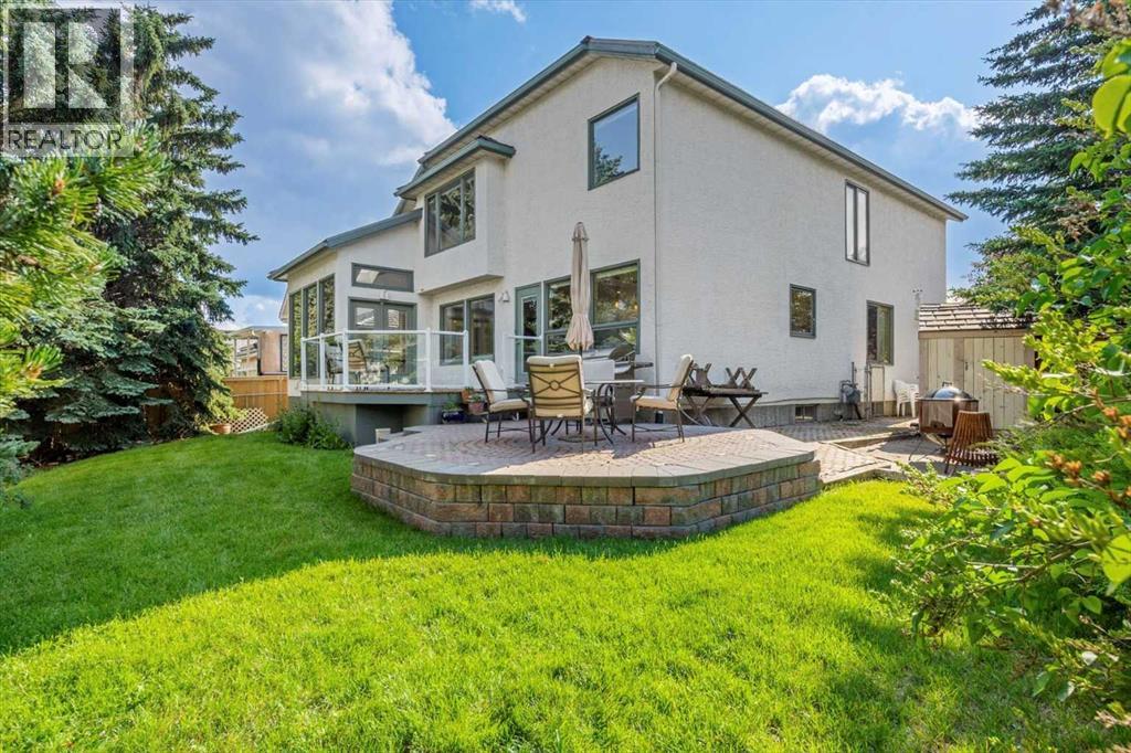 75 Hawkside Close NW, Calgary, AB T3G 3K6