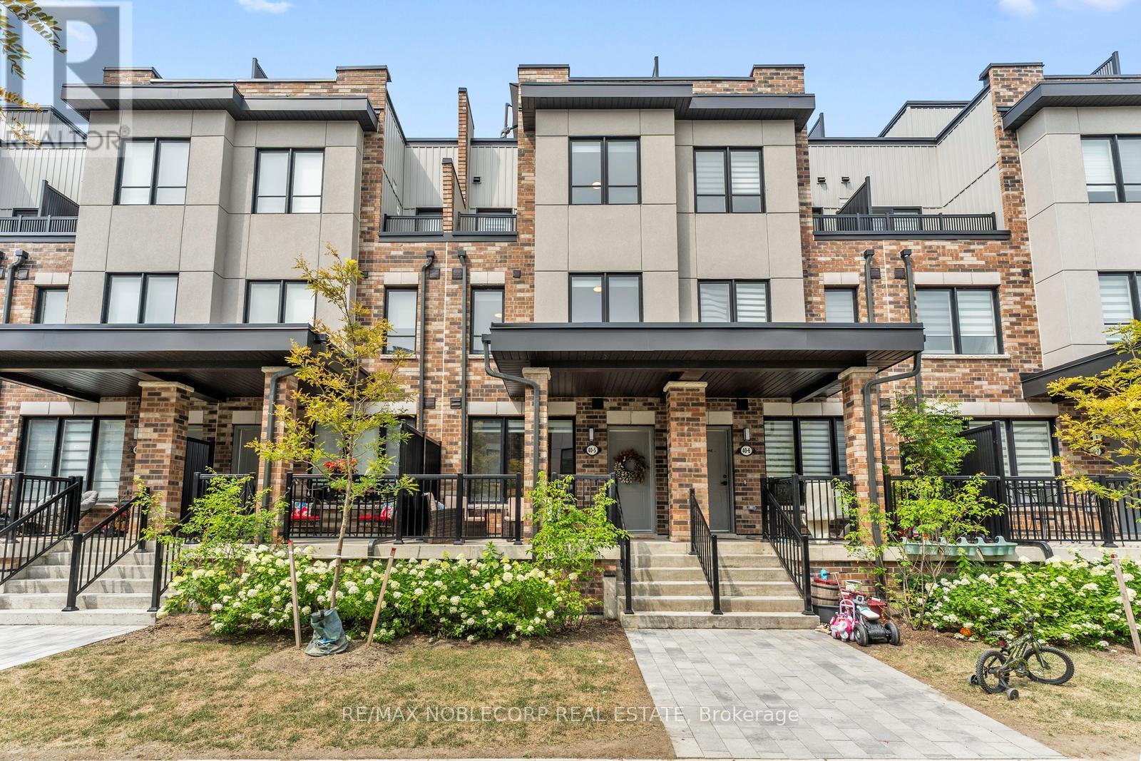 5 40 Baynes Way, Bradford West Gwillimbury Bradford, ON L3Z 4M4