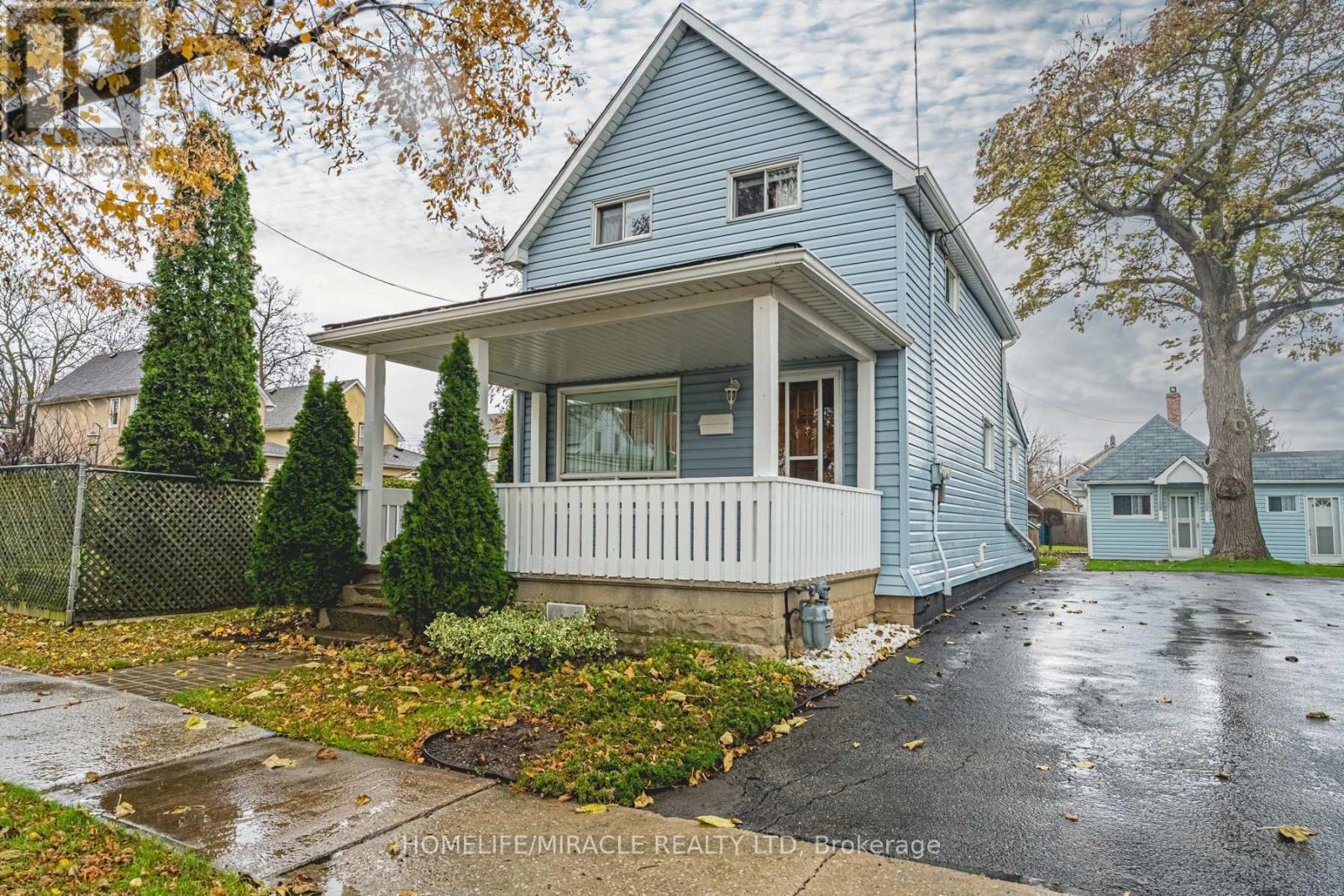 51 Fourth St, Welland, ON L3B 4X7