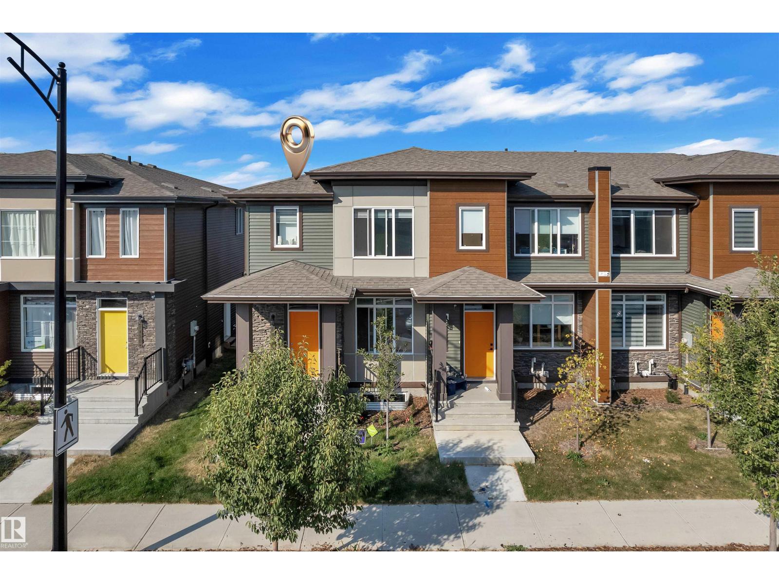 1448 Keswick Dr SW, Edmonton, AB T6W 4T9