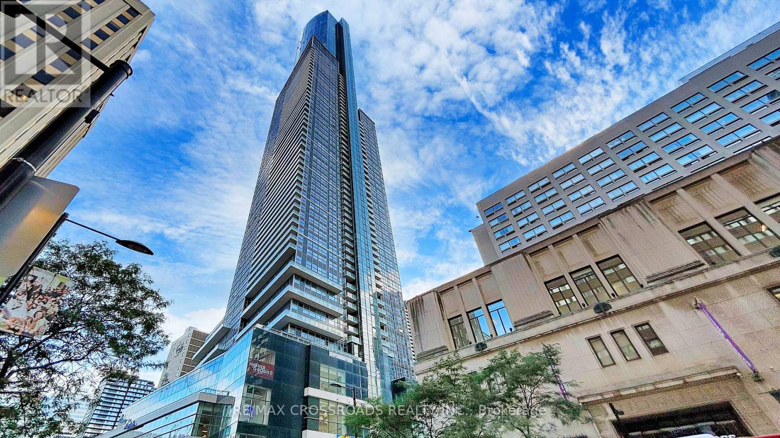 1602 386 Yonge St, Toronto, ON M5B 0A4