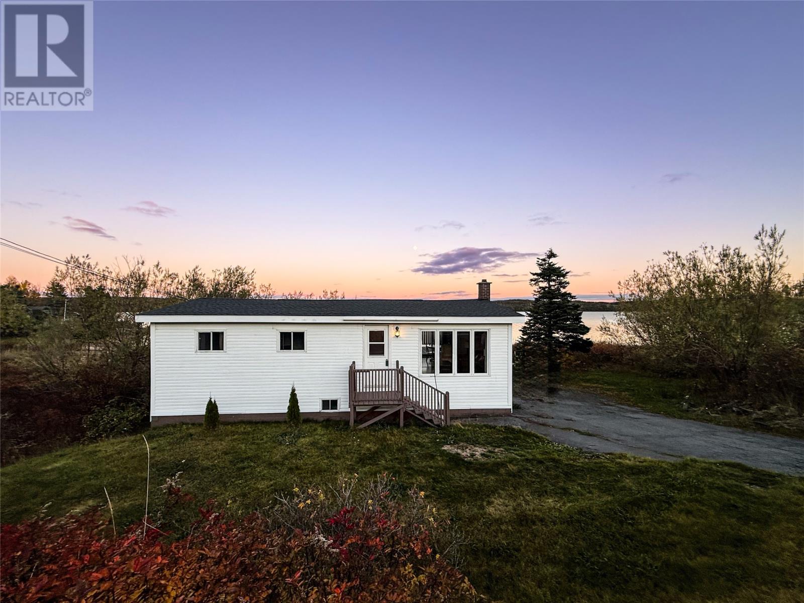 148 Trinity South Hwy, Blaketown, NL A0B 1C0