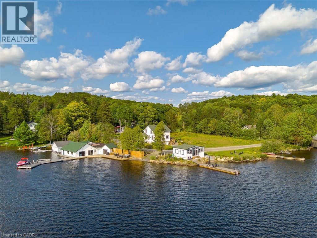 1021 Marina Rd, Huntsville, ON P1H 2J6
