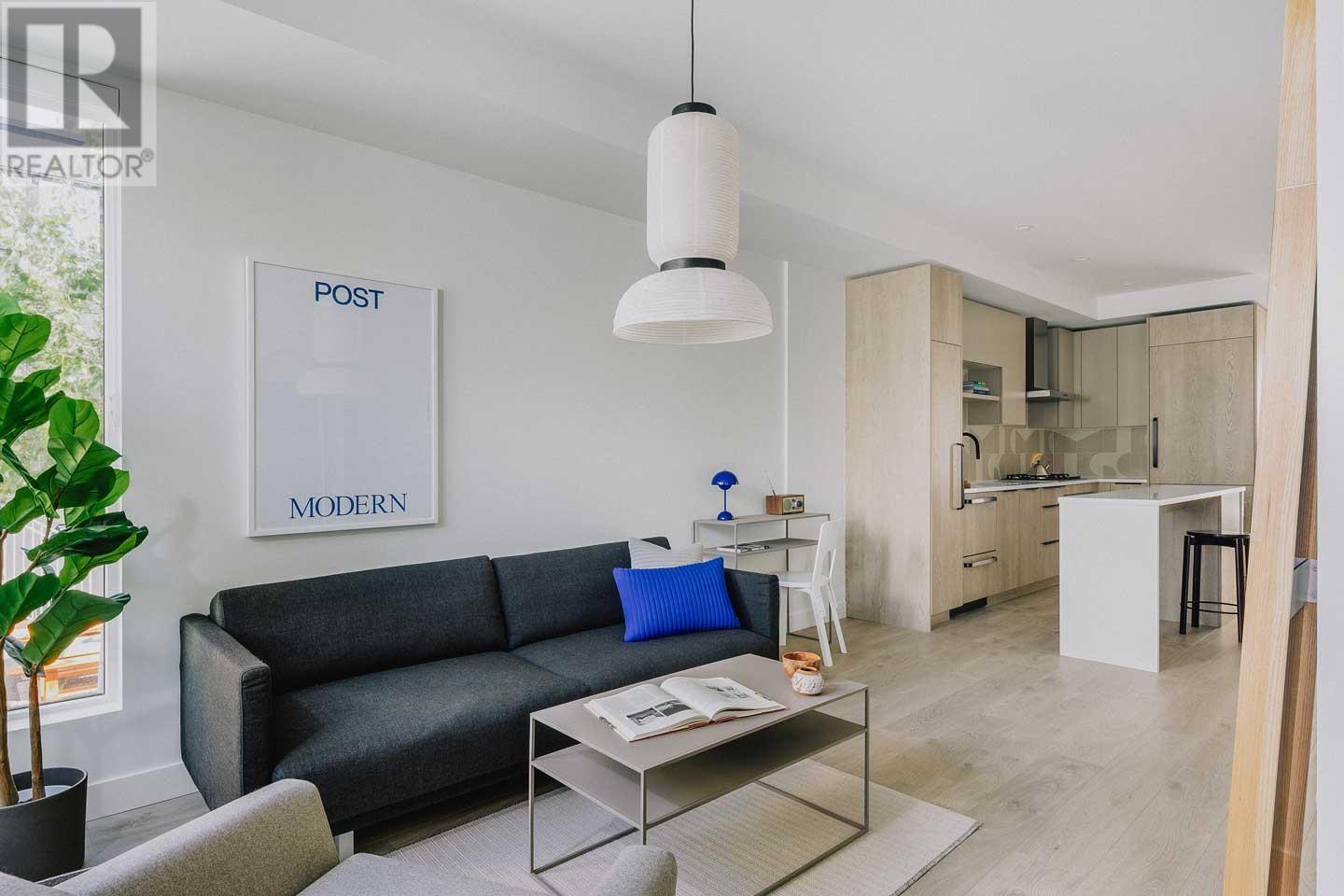 322 E 15th Avenue Unit 209, Vancouver, BC V5T 0K5