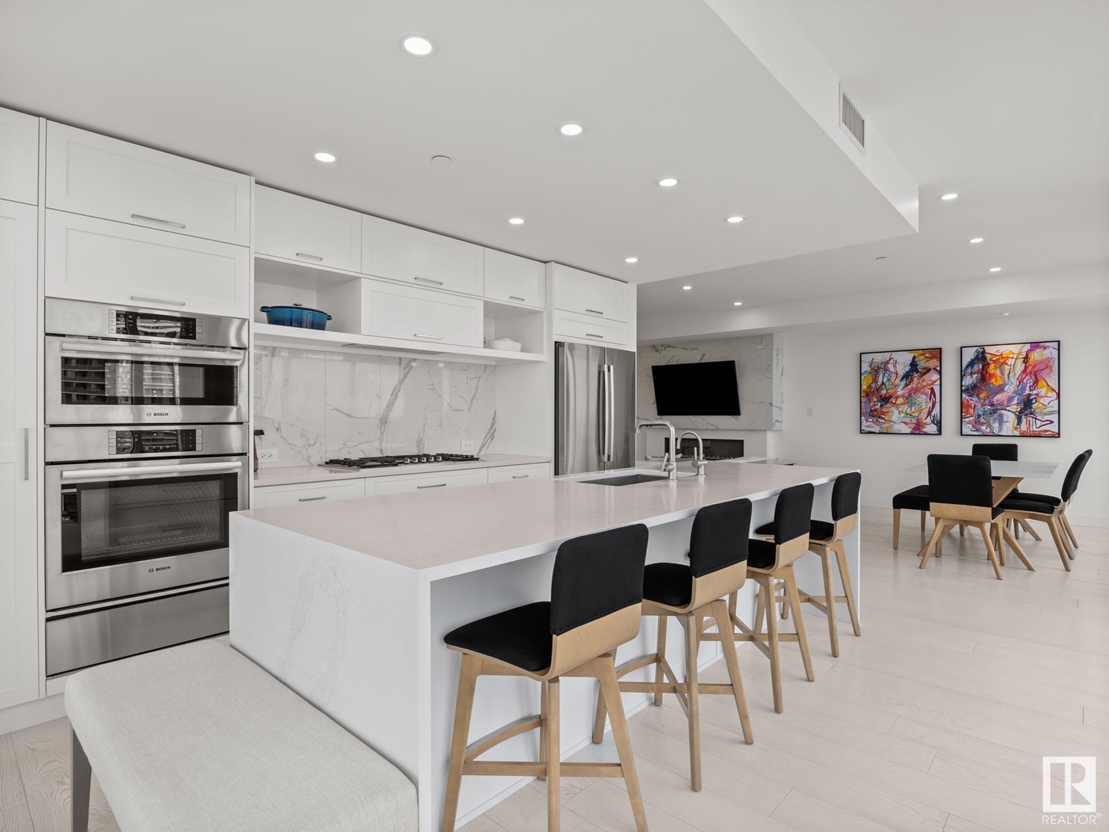 14105 West Block Drive Northwest #605, Edmonton, AB T5N 1L5