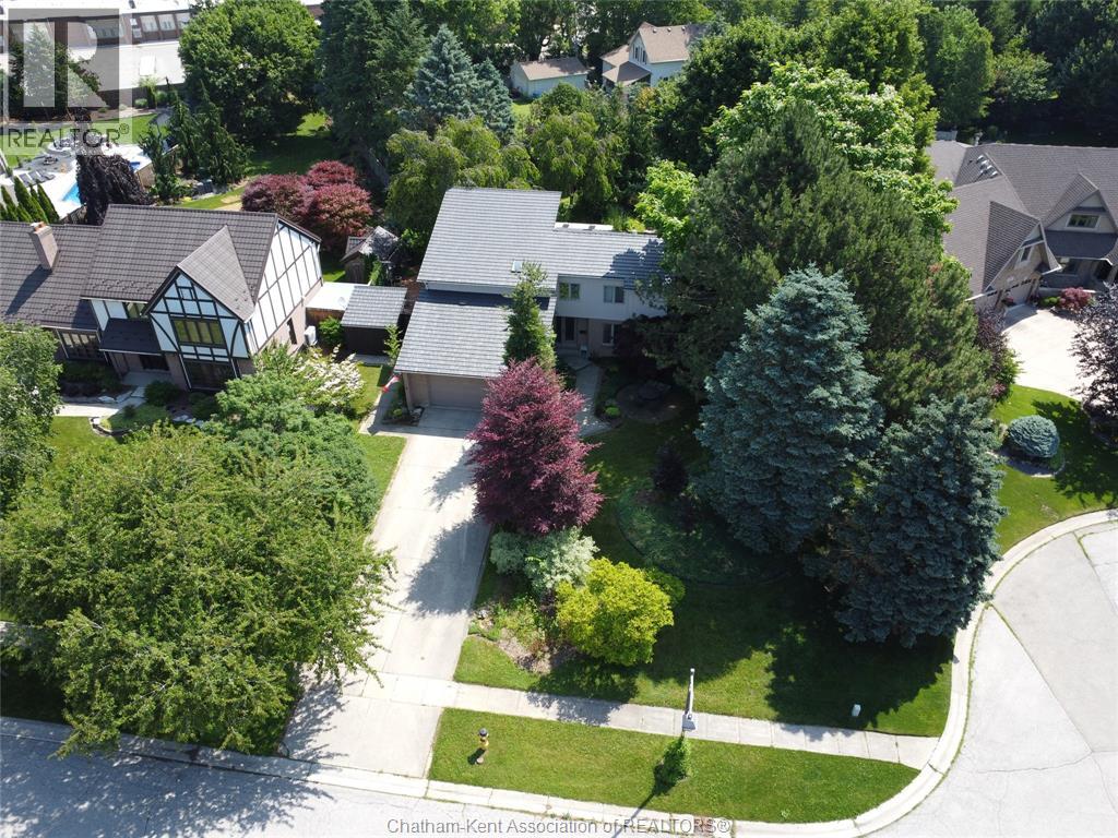 30 Cramar Cres, Chatham, ON N7M 6G3