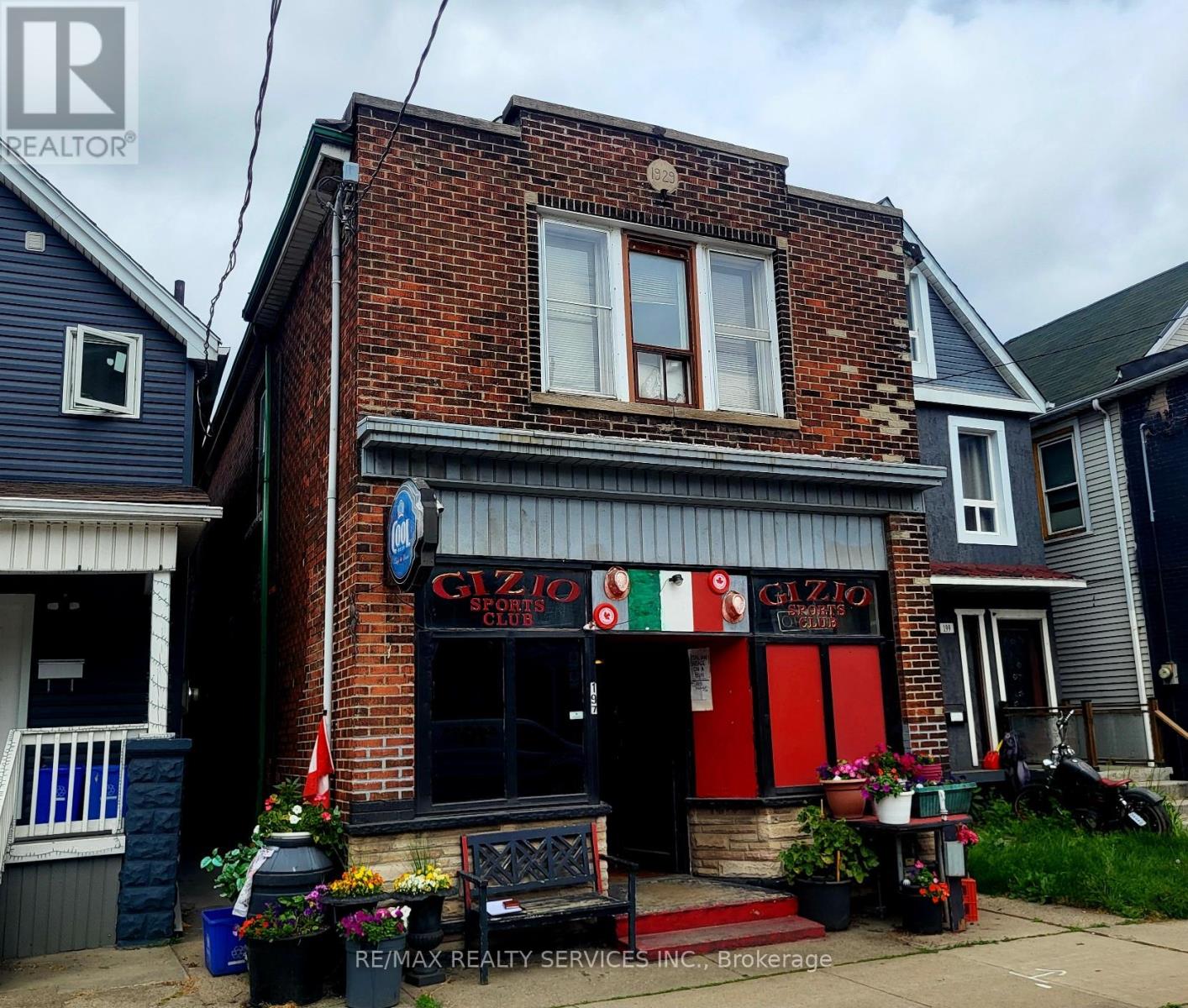 197 Sherman Ave N, Hamilton, ON L8L 6M8