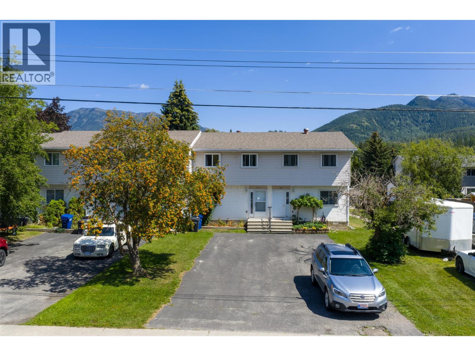 37 Mt Trinity Avenue Unit B, Fernie, BC V0B 1M3