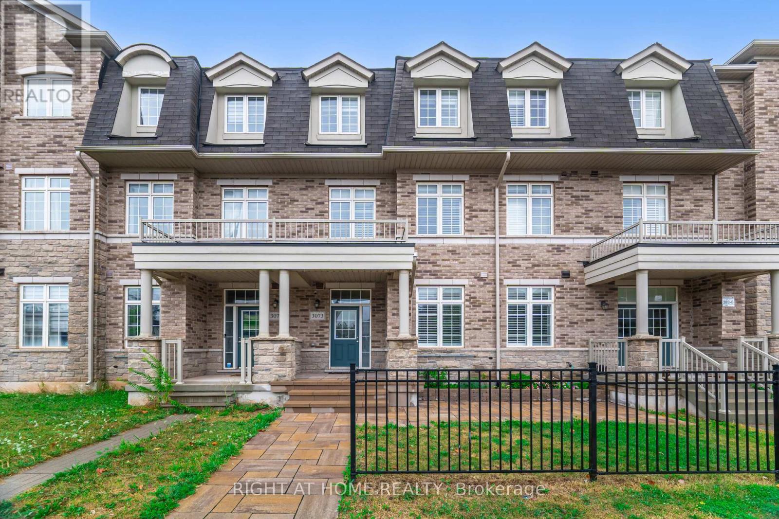 3073 Postridge Dr, Oakville, ON L6H 7E3