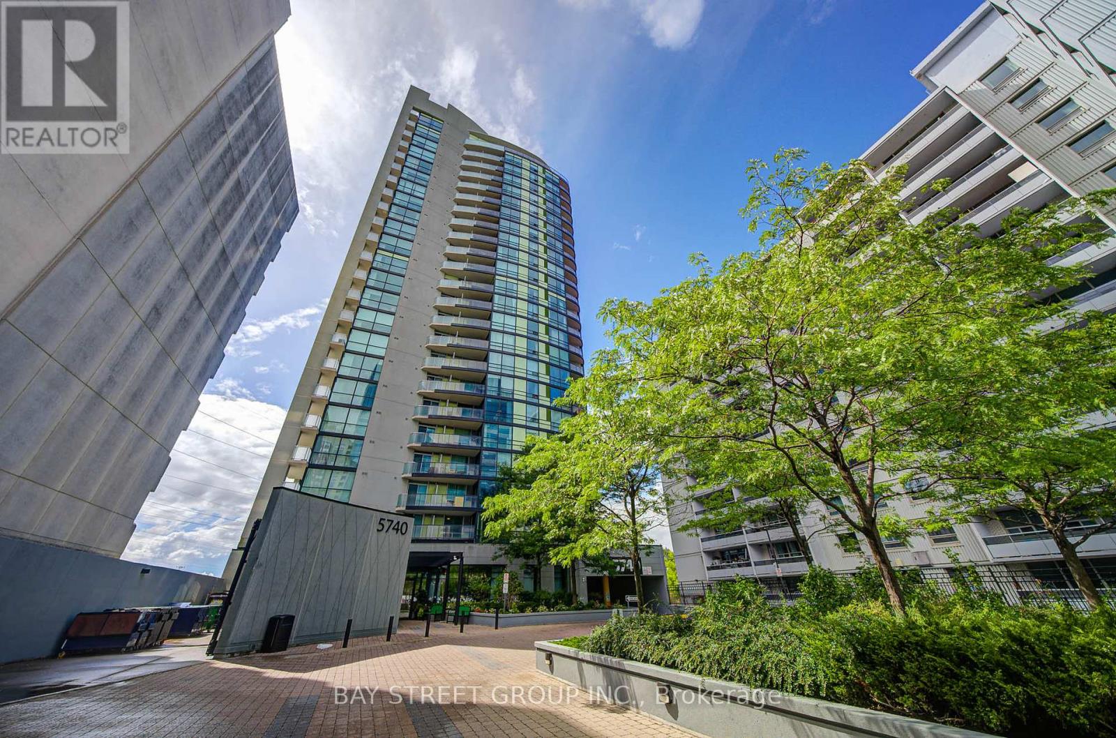 1003 5740 Yonge St, Toronto, ON M2M 0B1