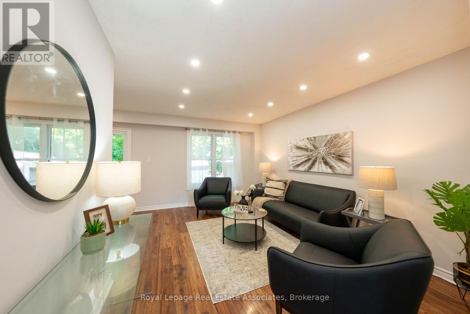 19 Burbank Cres, Orangeville, ON L9W 3E6