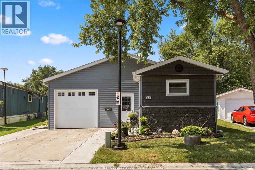 279 Beverly, Essex, ON N8M 2B6