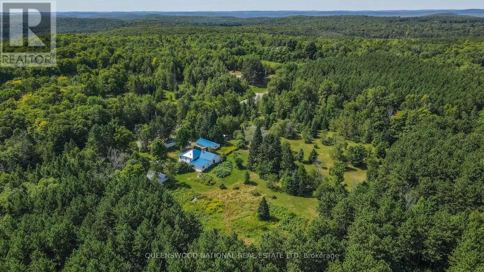 842 Centreview Rd, Hastings Highlands, ON K0J 1L0