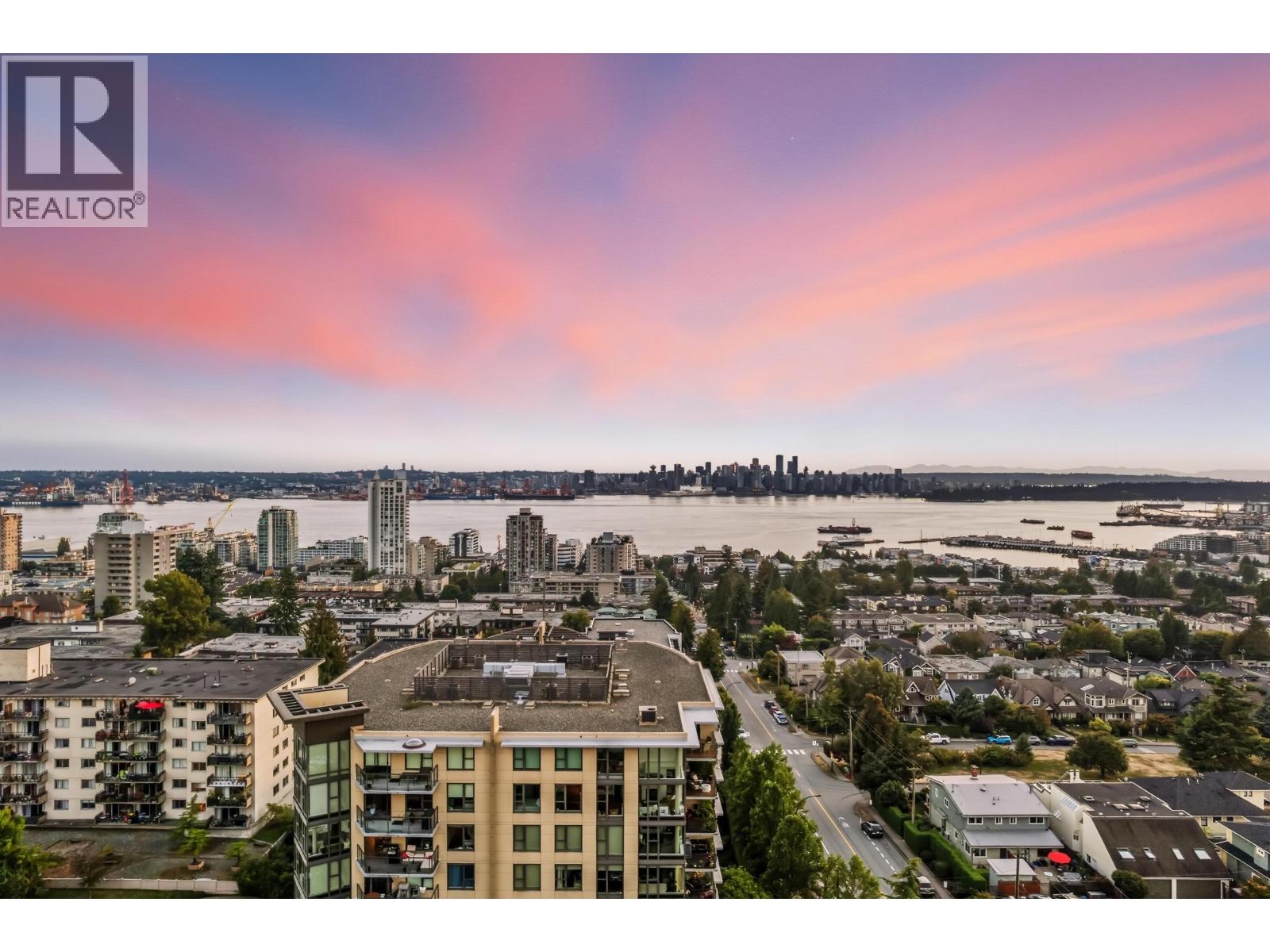 683 W Victoria Park Unit 805, North Vancouver, BC V7M 0A2